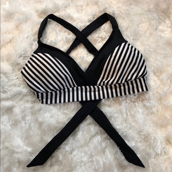 Striped bikini top - Picture 1 of 3